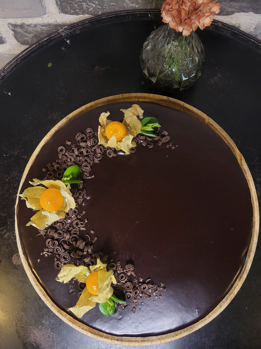 Aprikoosi-sacher