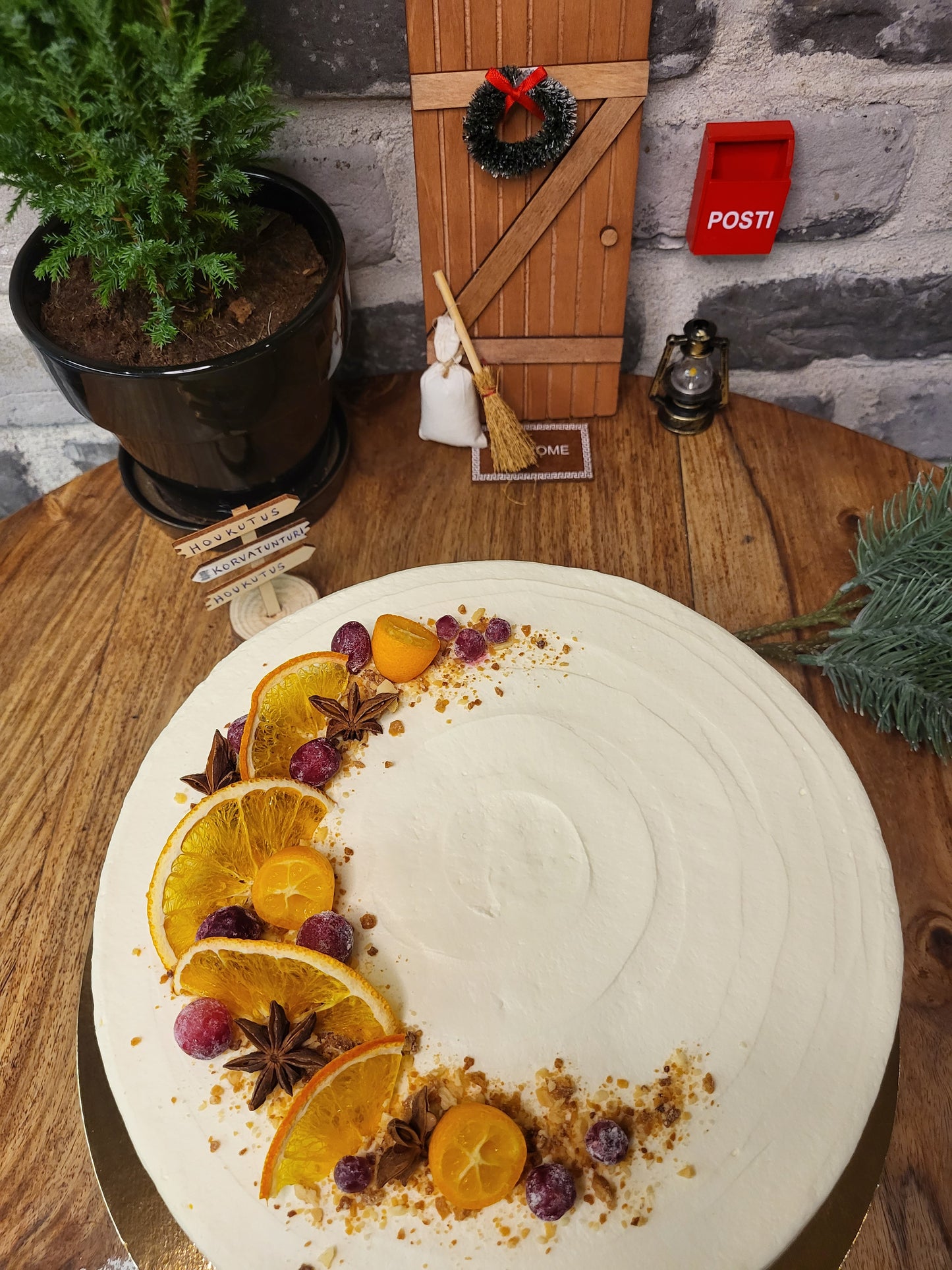 Jouluinen kinuski-karpalo-puolukka